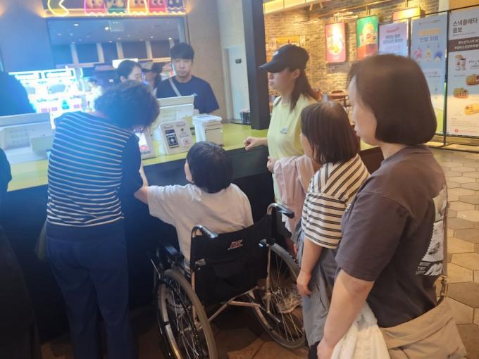Small_KakaoTalk_20260715_164658381_05 .jpg